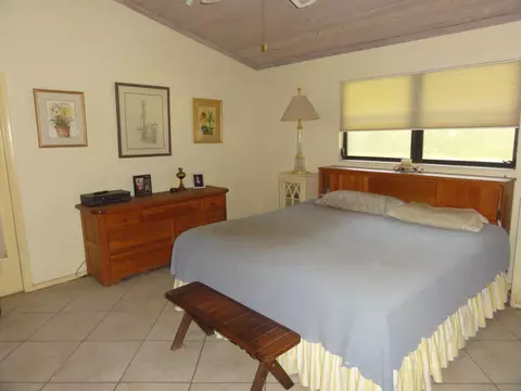 710 Laura Ln, Jupiter, FL 33458 photo 9