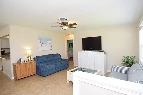 1663 NE 24th St, Jensen Beach, FL 34957 photo 9