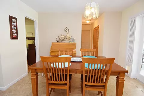 1663 NE 24th St, Jensen Beach, FL 34957 photo 8