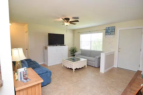 1663 NE 24th St, Jensen Beach, FL 34957 photo 10