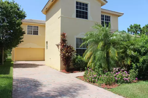 1291 SE Kirk St, Stuart, FL 34997 photo 2