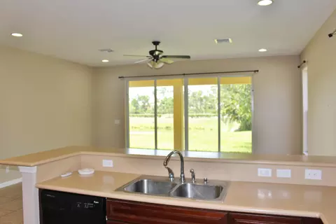 1291 SE Kirk St, Stuart, FL 34997 photo 10
