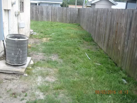 1787 SE Monroe St, Stuart, FL 34997 photo 4