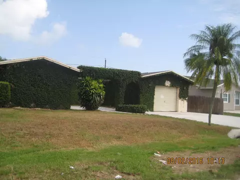 1787 SE Monroe St, Stuart, FL 34997 photo 2