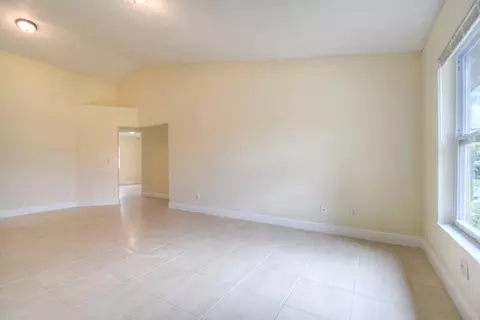 5892 SE Collins Ave, Stuart, FL 34997 photo 3