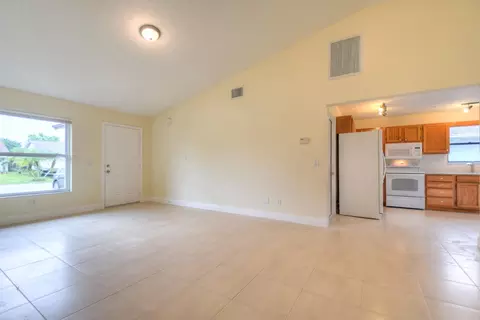 5892 SE Collins Ave, Stuart, FL 34997 photo 5