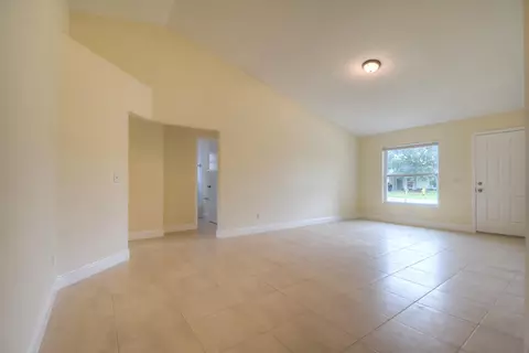 5892 SE Collins Ave, Stuart, FL 34997 photo 6