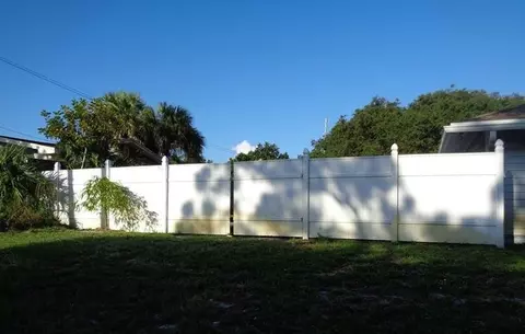 3274 SE Jefferson St, Stuart, FL 34997 photo 1