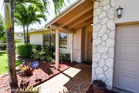 5140 NW 32nd St, Margate, FL 33063 photo 4