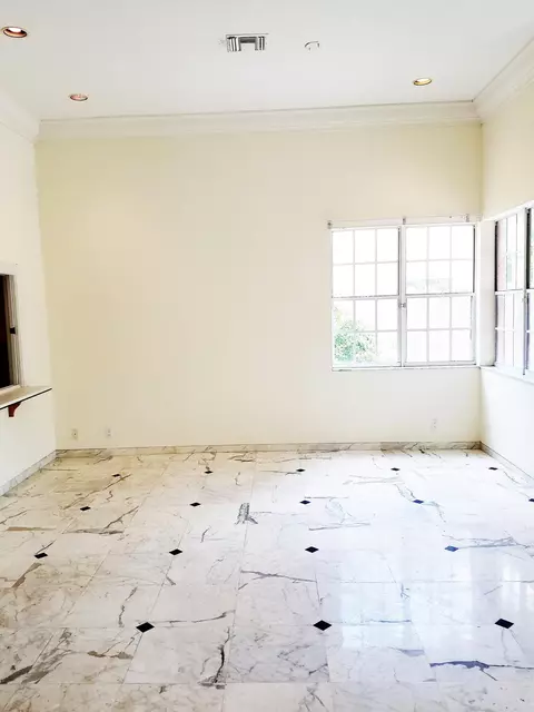 360 E Royal Palm Rd, Boca Raton, FL 33432 photo 8