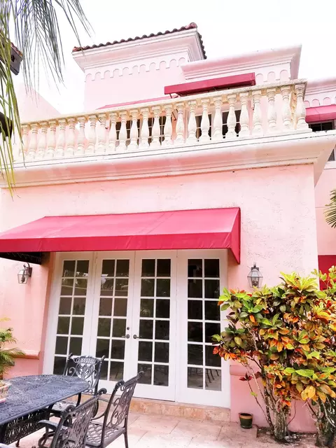 360 E Royal Palm Rd, Boca Raton, FL 33432 photo 3