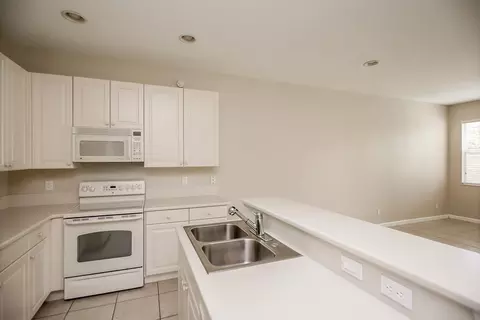 5314 SE Moseley Dr, Stuart, FL 34997 photo 3