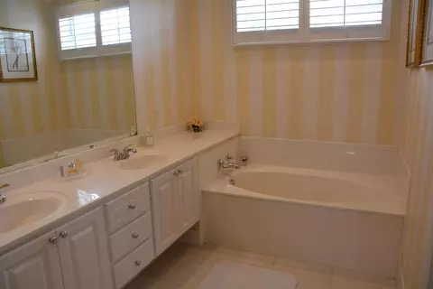 226 Juniper Way, Jupiter, FL 33458 photo 11