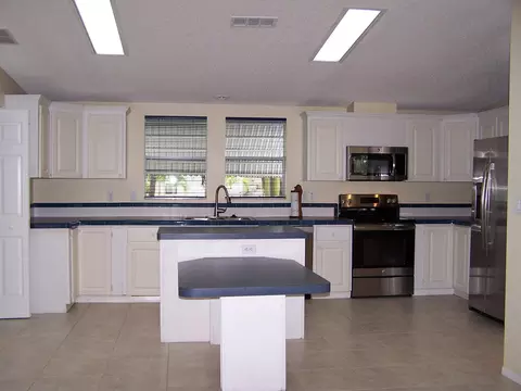 7872 SE Paradise Dr, Stuart, FL 34997 photo 16