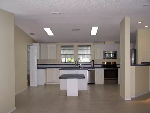7872 SE Paradise Dr, Stuart, FL 34997 photo 15