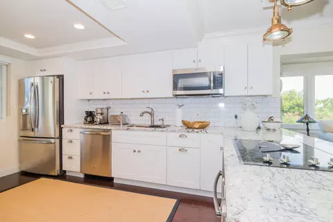 325 Beach Rd #210, Tequesta, FL 33469 photo 4