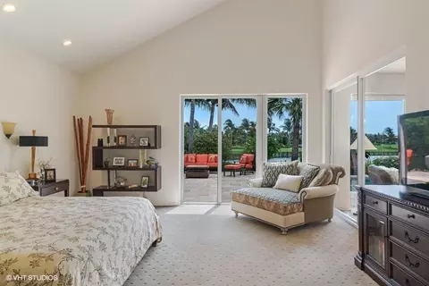 6911 SE Harbor Cir, Stuart, FL 34996 photo 5
