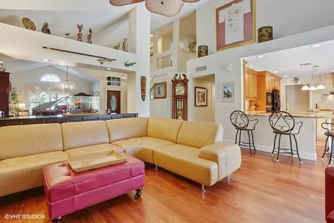 146 Cypress Cv, Jupiter, FL 33458 photo 4