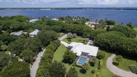 82 SE Harbor Point Dr, Stuart, FL 34996 photo 33
