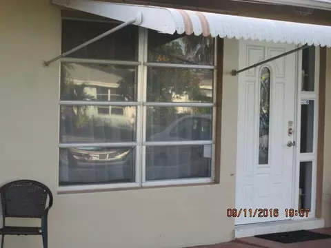 414 SE Fini Dr, Stuart, FL 34996 photo 3