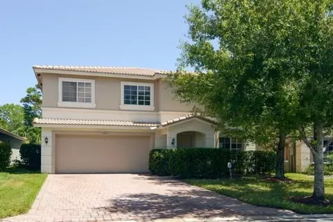 5411 SE Graham Dr, Stuart, FL 34997 photo 1