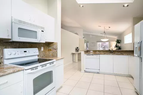 9727 Arbor View Dr N, Boynton Beach, FL 33437 photo 9