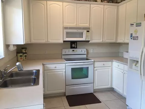 192 W Thatch Palm Cir, Jupiter, FL 33458 photo 8