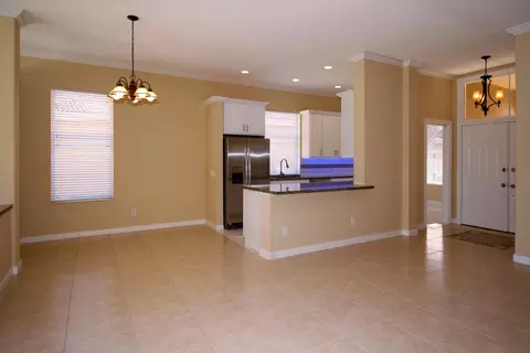 104 Hampton Cir, Jupiter, FL 33458 photo 3