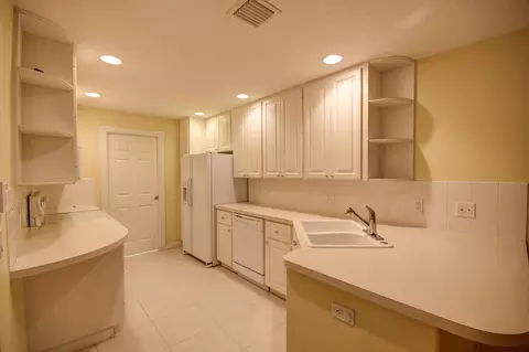 2841 E Community Dr, Jupiter, FL 33458 photo 4