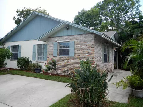 119 Arrowhead Cir, Jupiter, FL 33458 photo 1