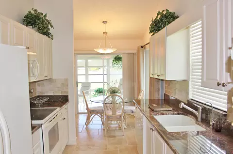 3767 SE Bluebill Pl, Stuart, FL 34997 photo 8