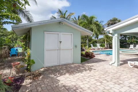 310 Kent Dr, Cocoa Beach, FL 32931 photo 32