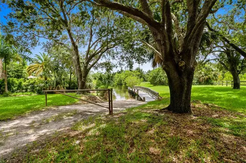 18301 Oak Leaf Dr, Jupiter, FL 33458 photo 22