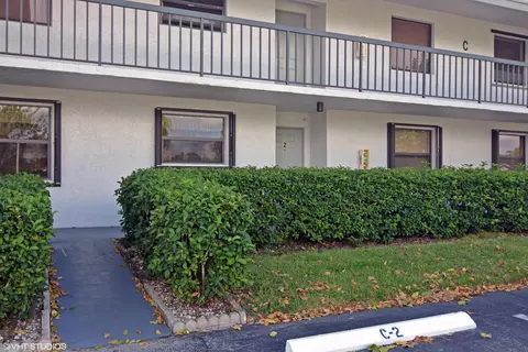 1250 SE Parkview Pl #C-2, Stuart, FL 34994 photo 11