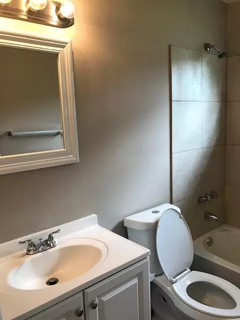 2903 SE Bamboo St, Stuart, FL 34997 photo 9
