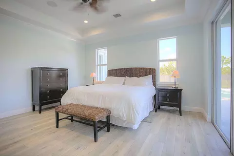 999 SE Buttonwood Cir, Stuart, FL 34997 photo 12