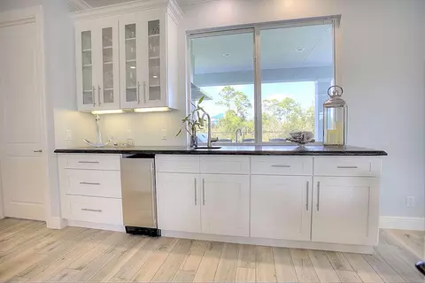 999 SE Buttonwood Cir, Stuart, FL 34997 photo 8