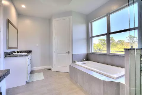 999 SE Buttonwood Cir, Stuart, FL 34997 photo 13