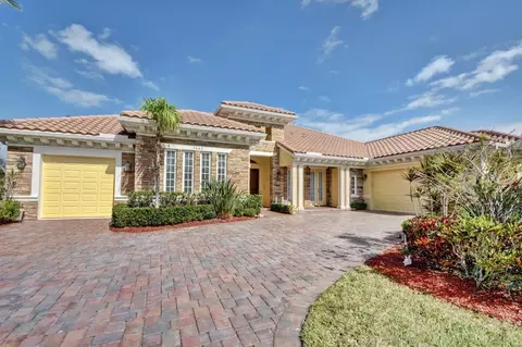 7645 SE Laque Cir, Stuart, FL 34997 photo 1