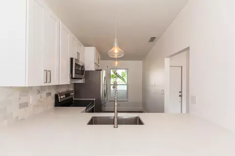 5292 Breadfruit Cir, Delray Beach, FL 33484 photo 8