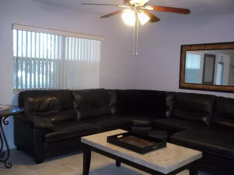 206 Monaco E, Delray Beach, FL 33446 photo 3