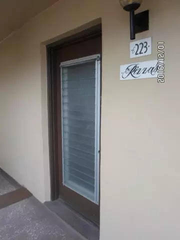 223 Normandy E, Delray Beach, FL 33484 photo 2