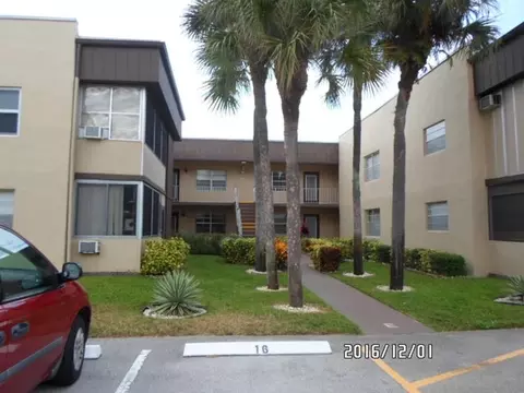 223 Normandy E, Delray Beach, FL 33484 photo 1