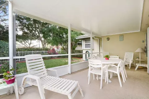 130 Brier Cir, Jupiter, FL 33458 photo 9