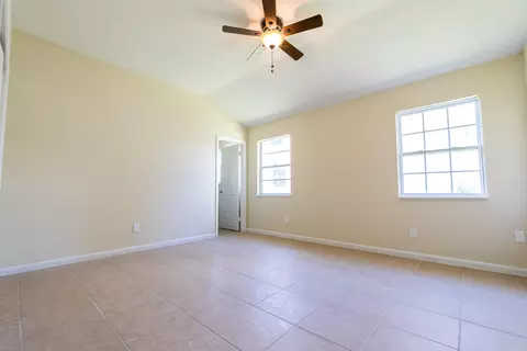 3850 SE Lee St, Stuart, FL 34997 photo 8