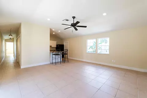 3850 SE Lee St, Stuart, FL 34997 photo 4