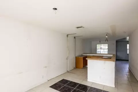 6830 4th St, Jupiter, FL 33458 photo 9