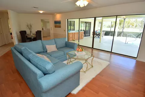 4011 SE Fairway W, Stuart, FL 34997 photo 3