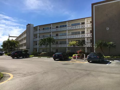 1075 Cornwall D, Boca Raton, FL 33434 photo 1