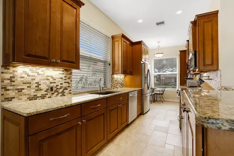 106 S Hampton Dr, Jupiter, FL 33458 photo 5